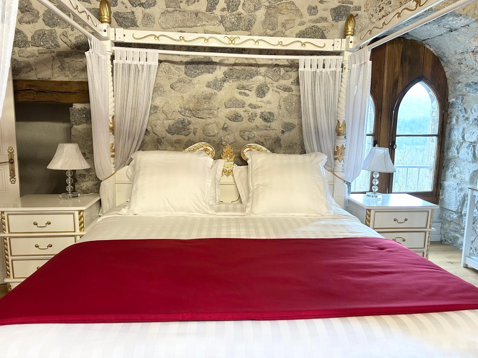 Chateau De La Rive - Suite Prestige - Chambre 2 Personnes Cruet Eksteriør billede
