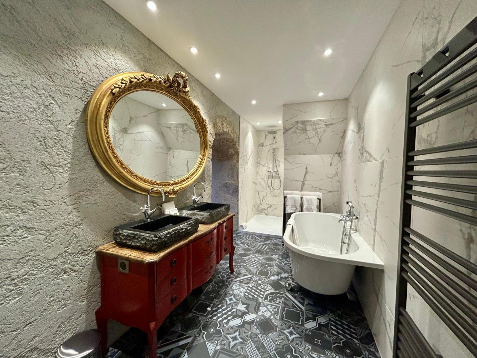 Chateau De La Rive - Suite Prestige - Chambre 2 Personnes Cruet Eksteriør billede